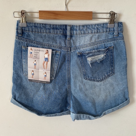 Simple Society super high rise roll cuff shorts, Size 9/29,  NWT - Picture 8 of 9
